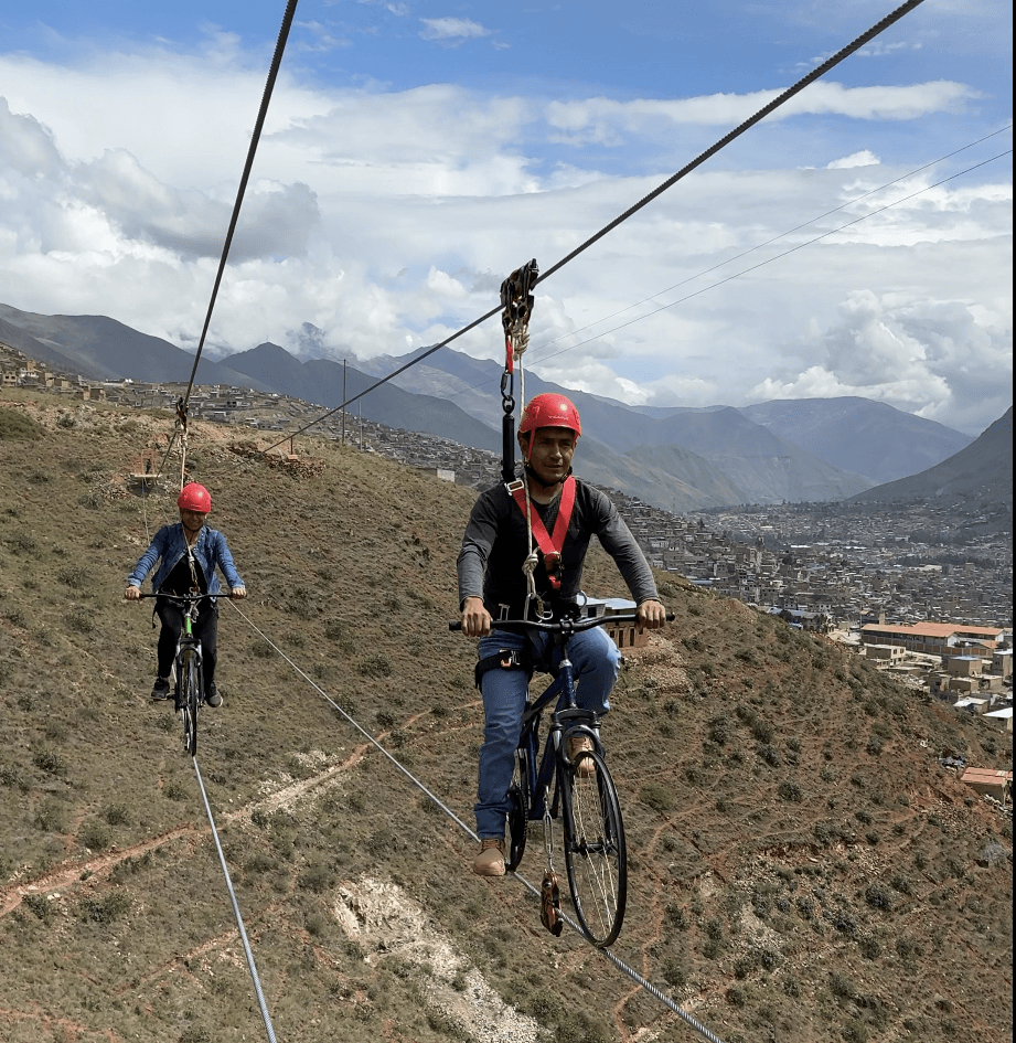 Circuito de Sky Bike o bicicleta aérea para hoteles y parques de aventura